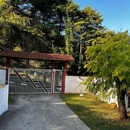 Cantinho Na Roca Com Piscina Santo Antonio do Pinhal Exterior photo